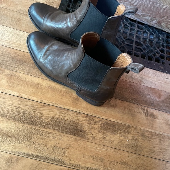 Frye Melissa Chelsea pull on ankle boots - Picture 10 of 10